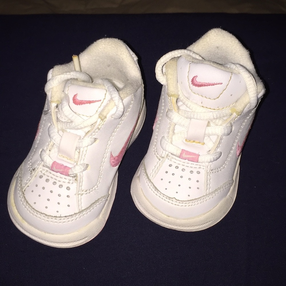 Nike Girl Leather Sneakers - Size 2C